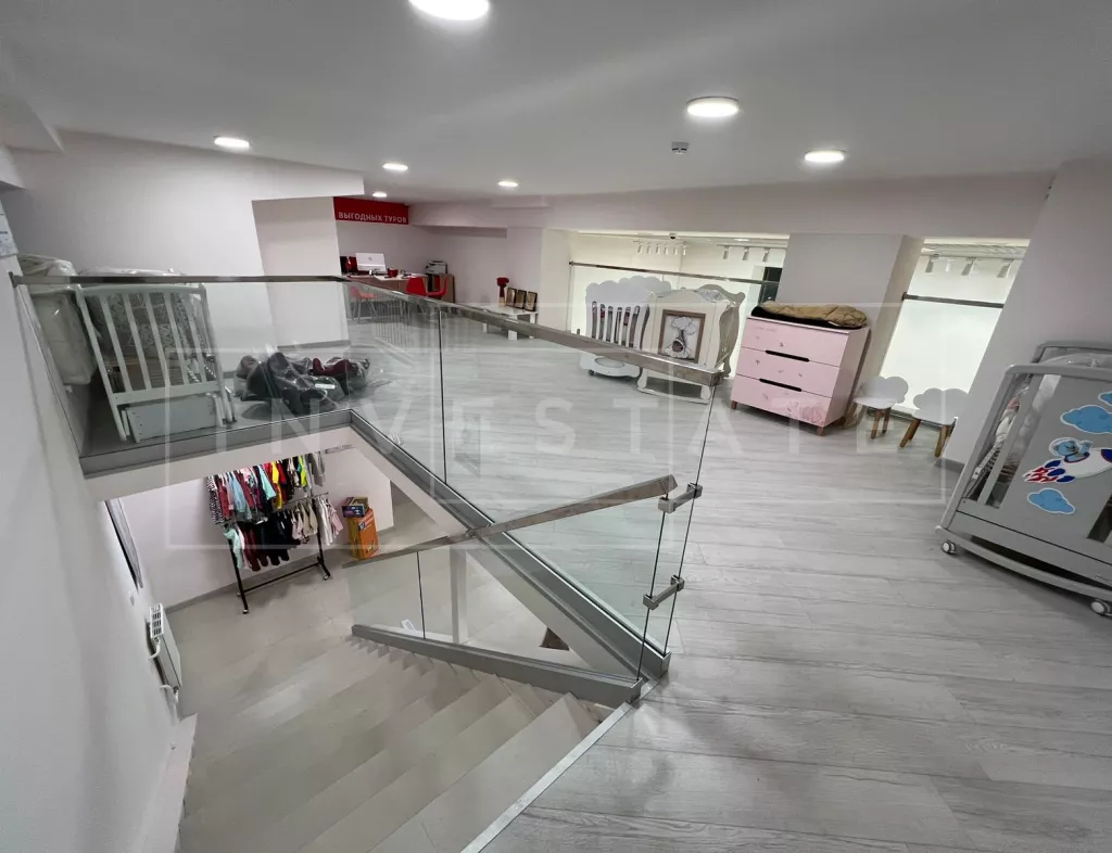 г Москва, Садовая-Черногрязская ул., 13/3, кор. 1