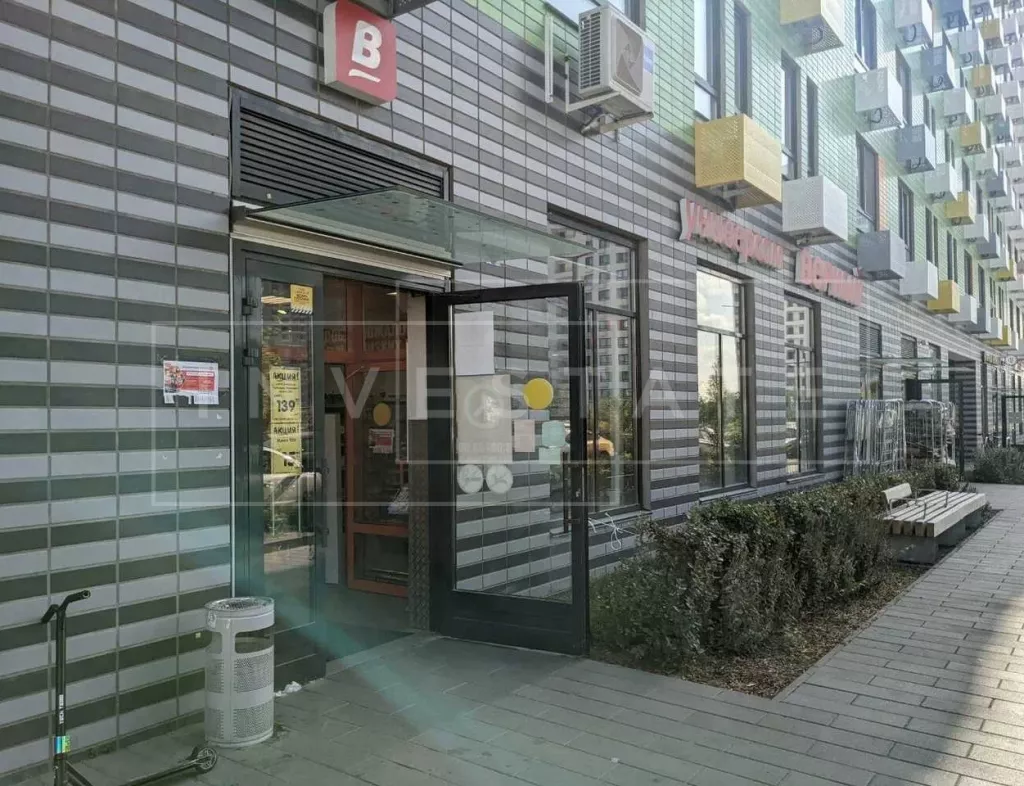 г. Mocква, Aлeксандpы Moнaxовoй ул., 90к2