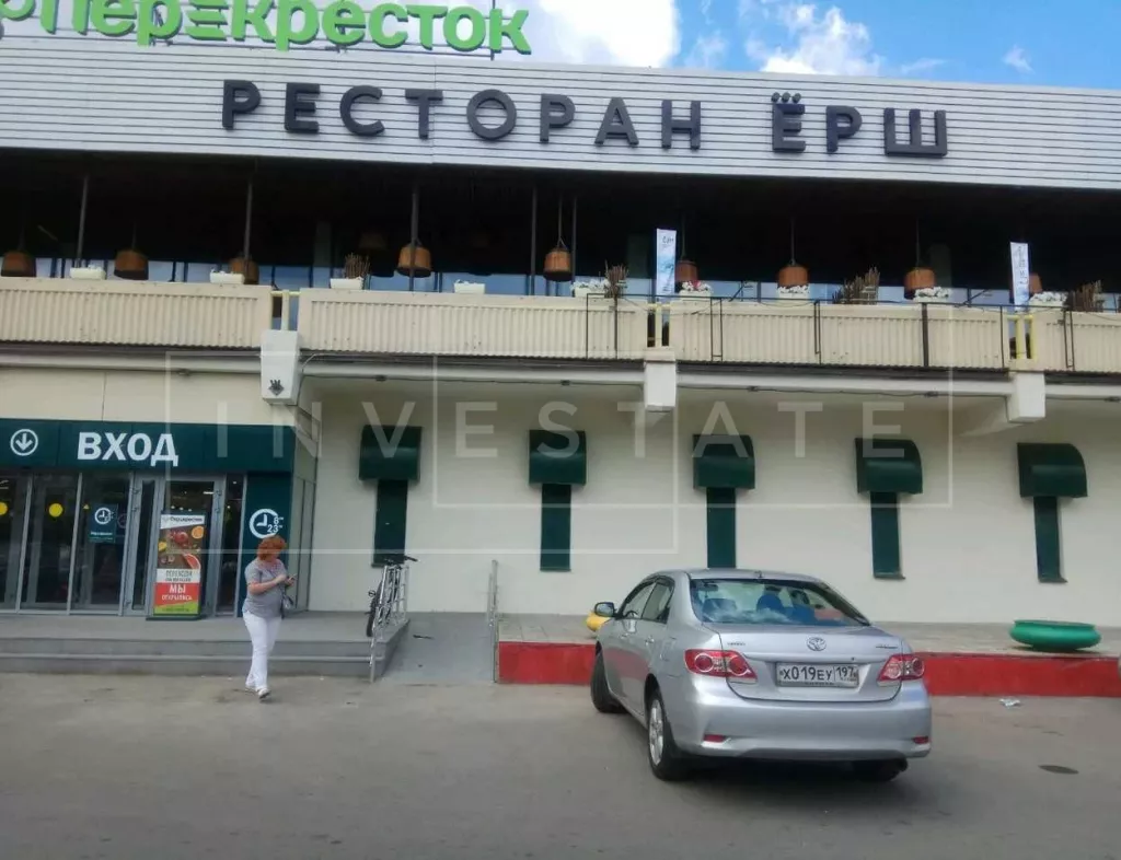 Космонавтов ул., 15