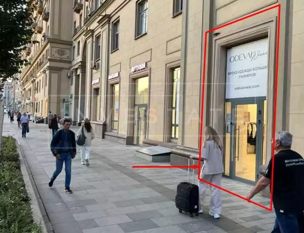 г Москва, Садовая-Черногрязская ул., 13/3, кор. 1