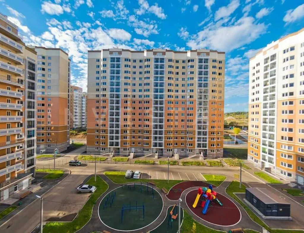 МО, г.о. Одинцовский, г. Звенигород, мкр. Восточный, 3-й мрн., 9