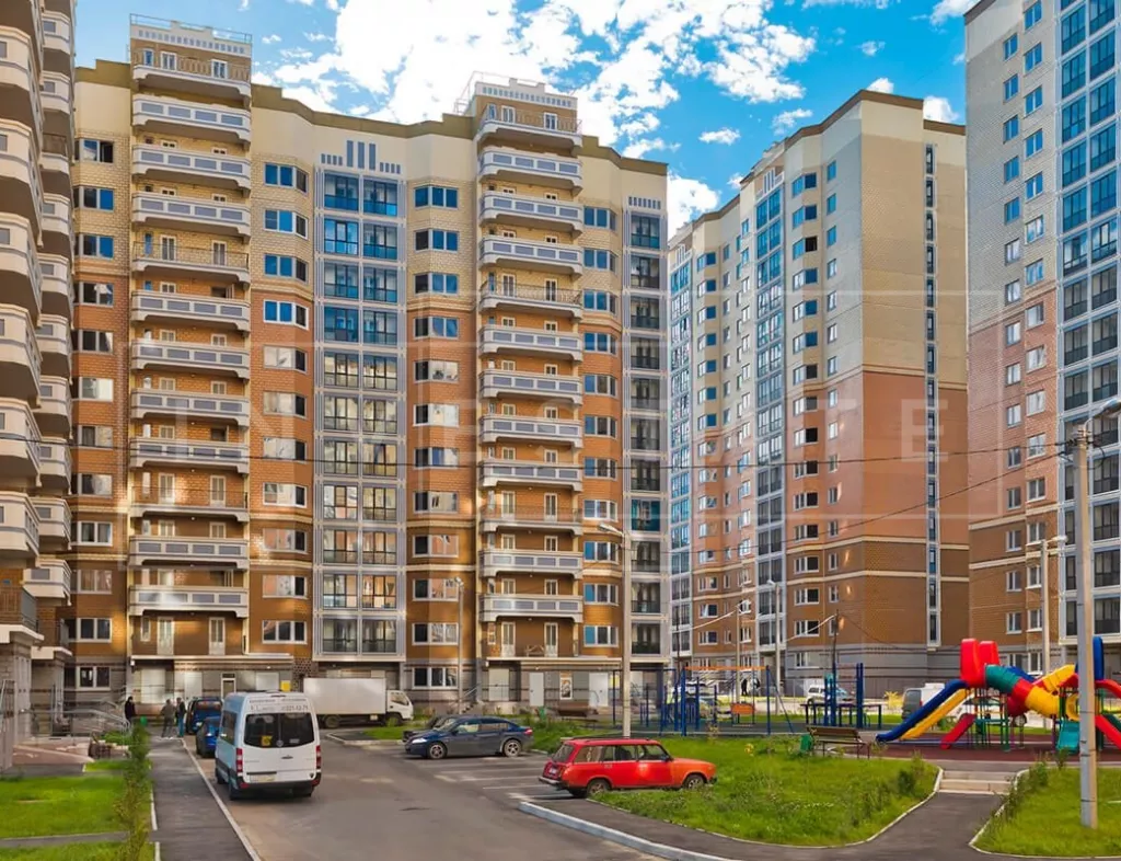 МО, г.о. Одинцовский, г. Звенигород, мкр. Восточный, 3-й мрн., 9