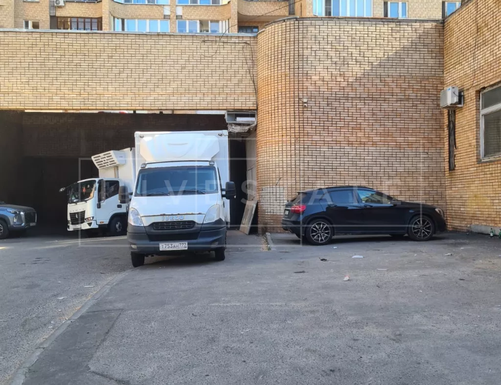 Бол. Каменщики ул., 6