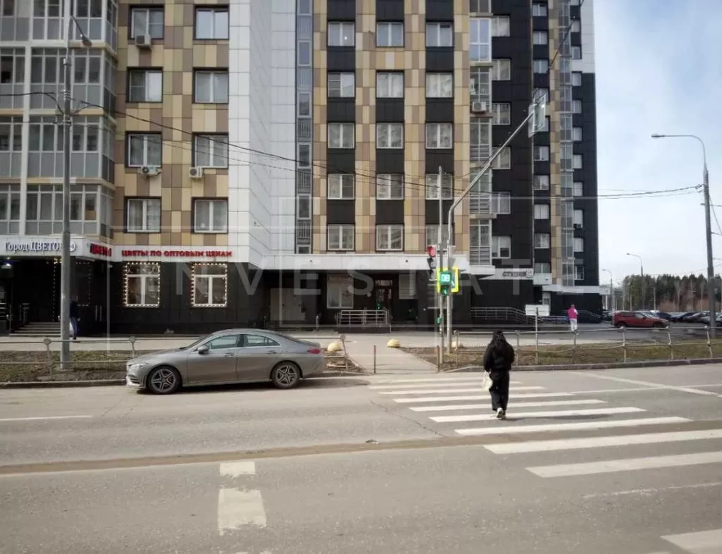 г Москва, поселение Внуковское, ул Лётчика Ульянина, 7