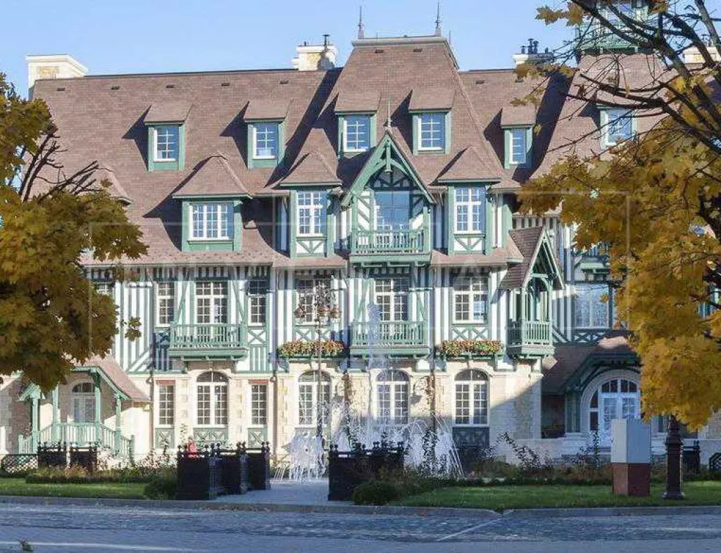 Одиноцво, Минское ш., 10 км от МКАД, поселок Довиль