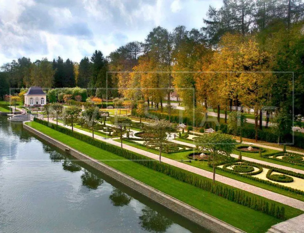 Одиноцво, Минское ш., 10 км от МКАД, поселок Довиль