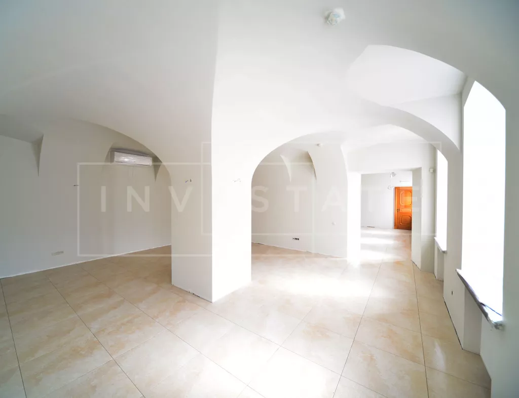 арендный бизнес г Москва, Андроньевская пл., 4, стр. 1 в ЦАО, метро Римская г Москва, Андроньевская пл., 4, стр. 1