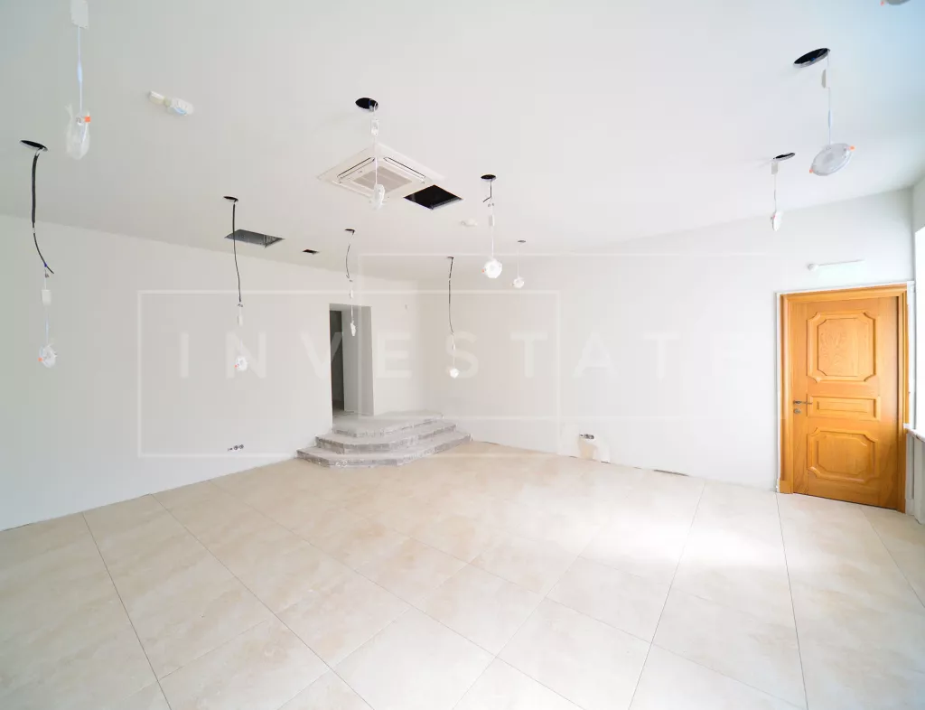 арендный бизнес г Москва, Андроньевская пл., 4, стр. 1 в ЦАО, метро Римская г Москва, Андроньевская пл., 4, стр. 1