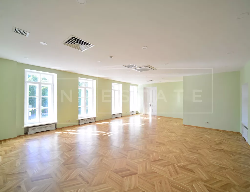 арендный бизнес г Москва, Андроньевская пл., 4, стр. 1 в ЦАО, метро Римская г Москва, Андроньевская пл., 4, стр. 1