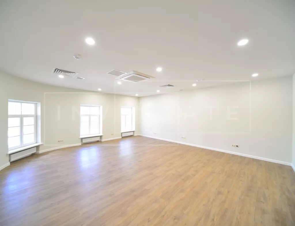 арендный бизнес г Москва, Андроньевская пл., 4, стр. 1 в ЦАО, метро Римская г Москва, Андроньевская пл., 4, стр. 1