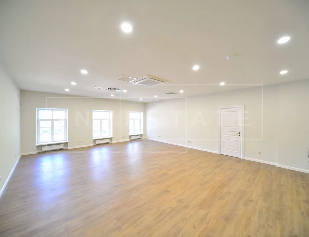 арендный бизнес г Москва, Андроньевская пл., 4, стр. 1 в ЦАО, метро Римская г Москва, Андроньевская пл., 4, стр. 1