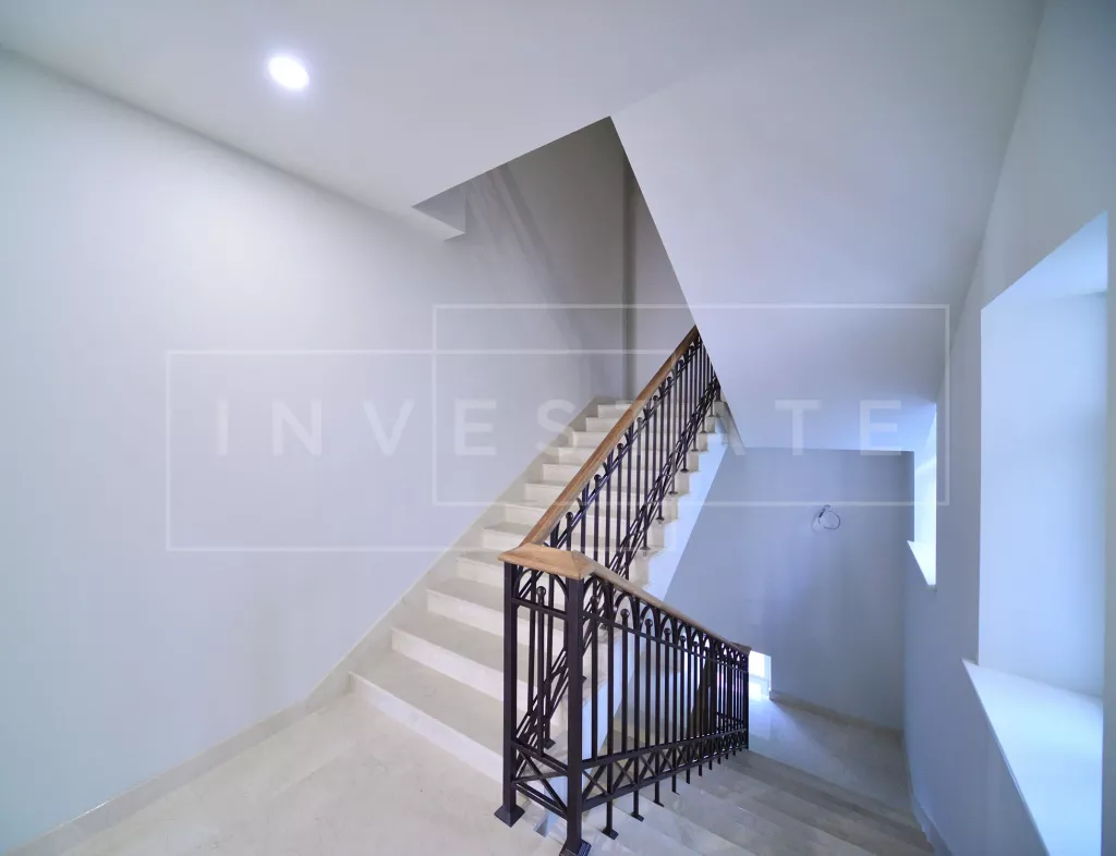 арендный бизнес г Москва, Андроньевская пл., 4, стр. 1 в ЦАО, метро Римская г Москва, Андроньевская пл., 4, стр. 1