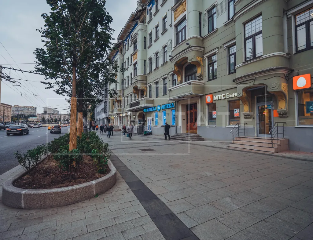 г Москва, Бол. Садовая ул., 10