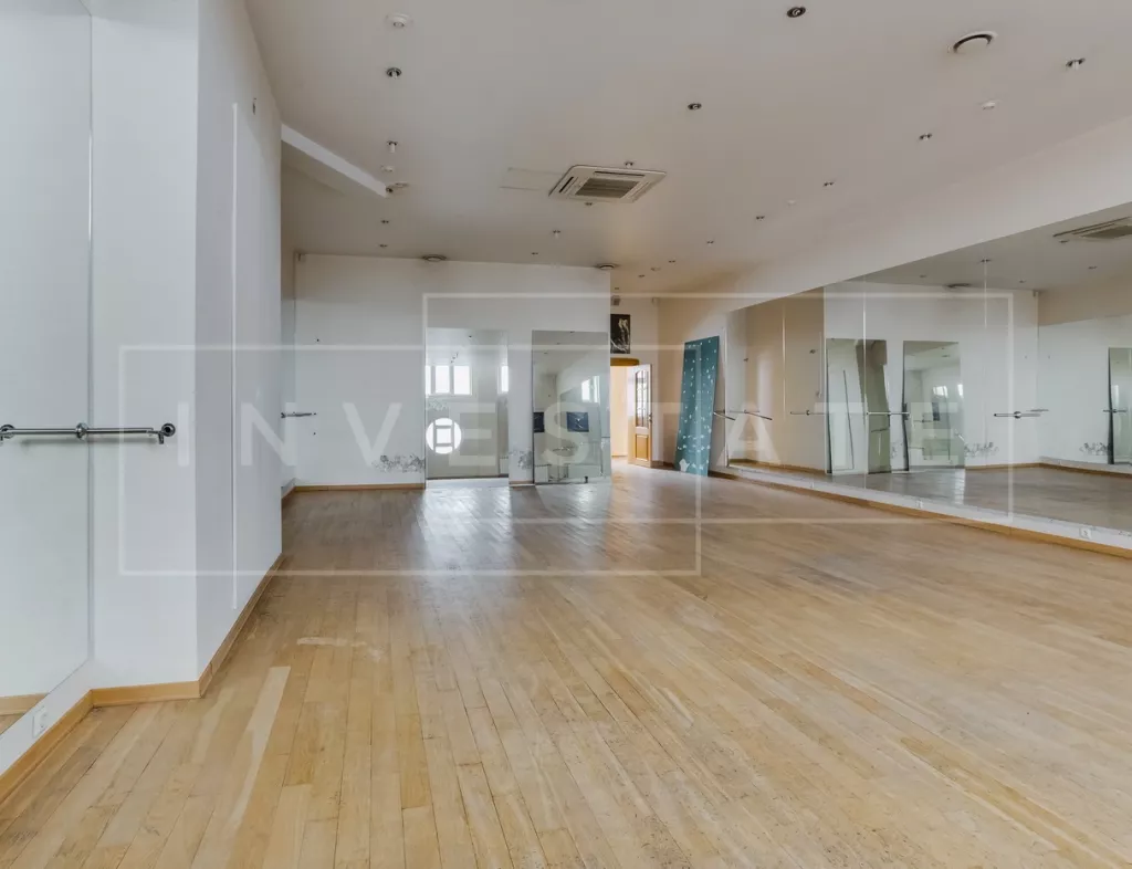 арендный бизнес г Москва, Шверника ул., 11, кор. 1 в ЮЗАО, метро Академическая г Москва, Шверника ул., 11, кор. 1