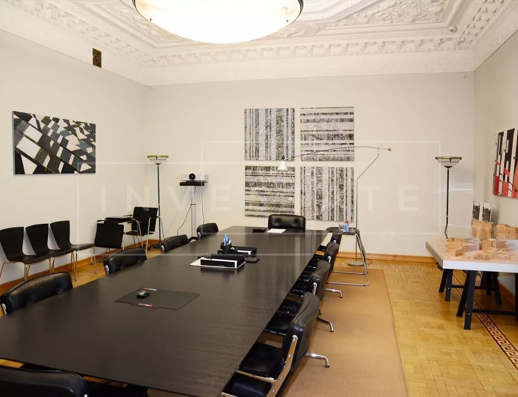 Витебская ул., 9, стр. 23, 28, 29