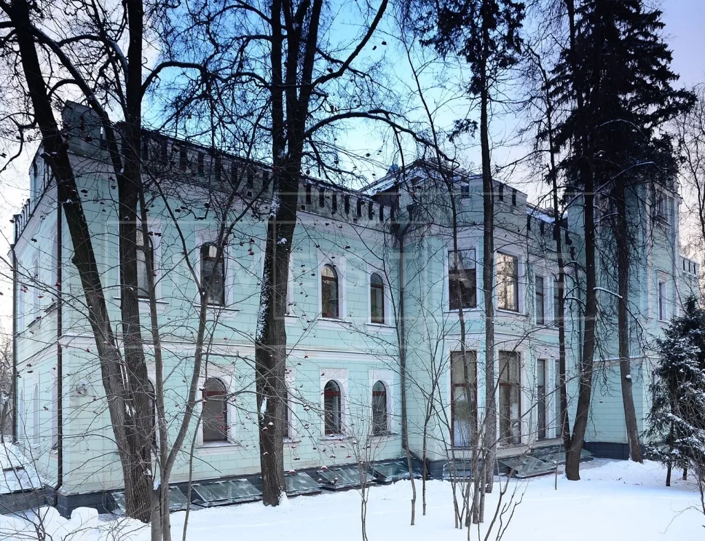 Витебская ул., 9, стр. 23, 28, 29