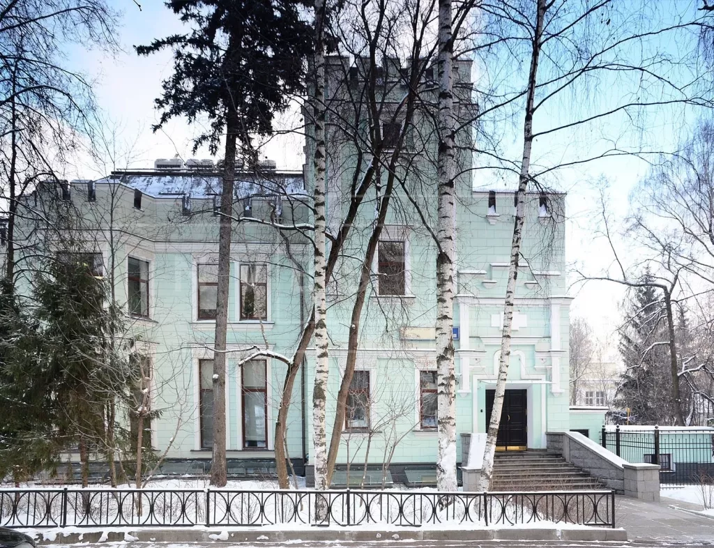 Витебская ул., 9, стр. 23, 28, 29