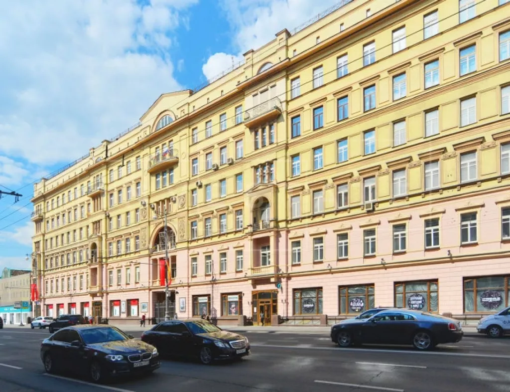 г Москва, Тверская ул., 28, кор. 1