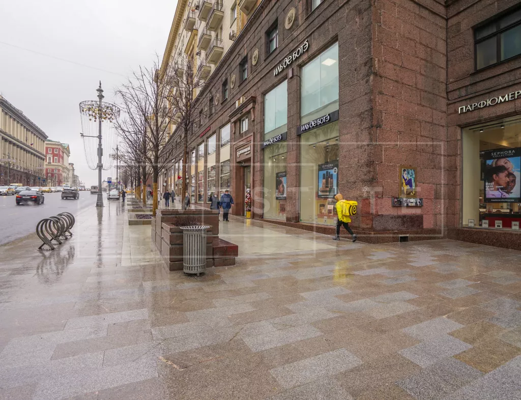 арендный бизнес г Москва, Тверская ул., 6 в ЦАО, метро Охотный ряд г Москва, Тверская ул., 6