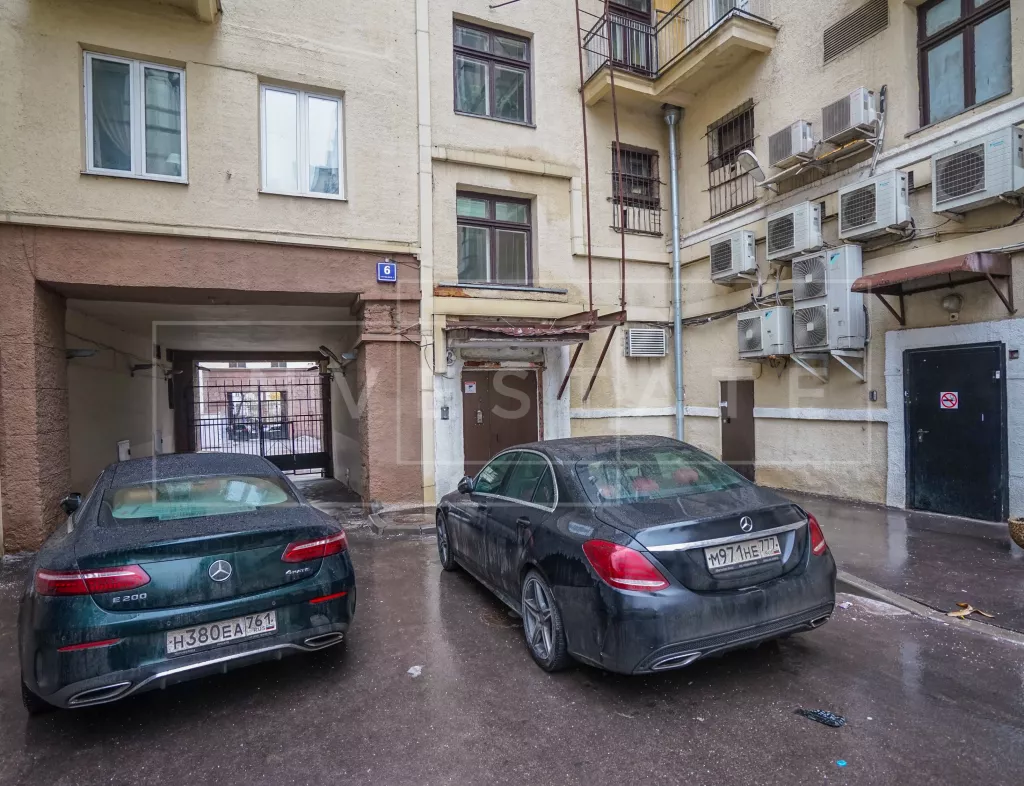 арендный бизнес г Москва, Тверская ул., 6 в ЦАО, метро Охотный ряд г Москва, Тверская ул., 6