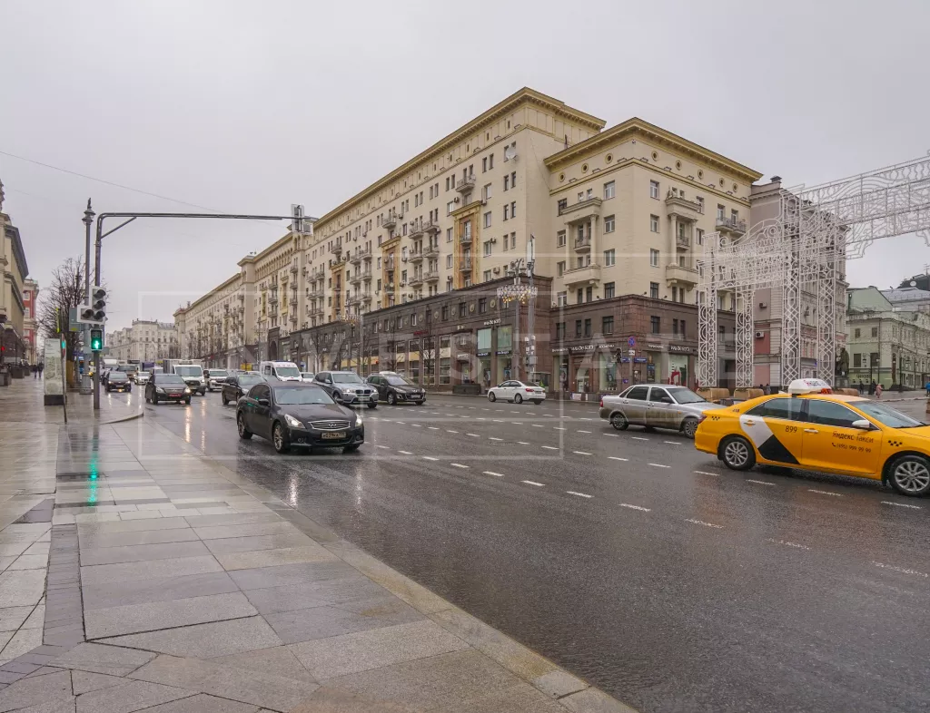 арендный бизнес г Москва, Тверская ул., 6 в ЦАО, метро Охотный ряд г Москва, Тверская ул., 6