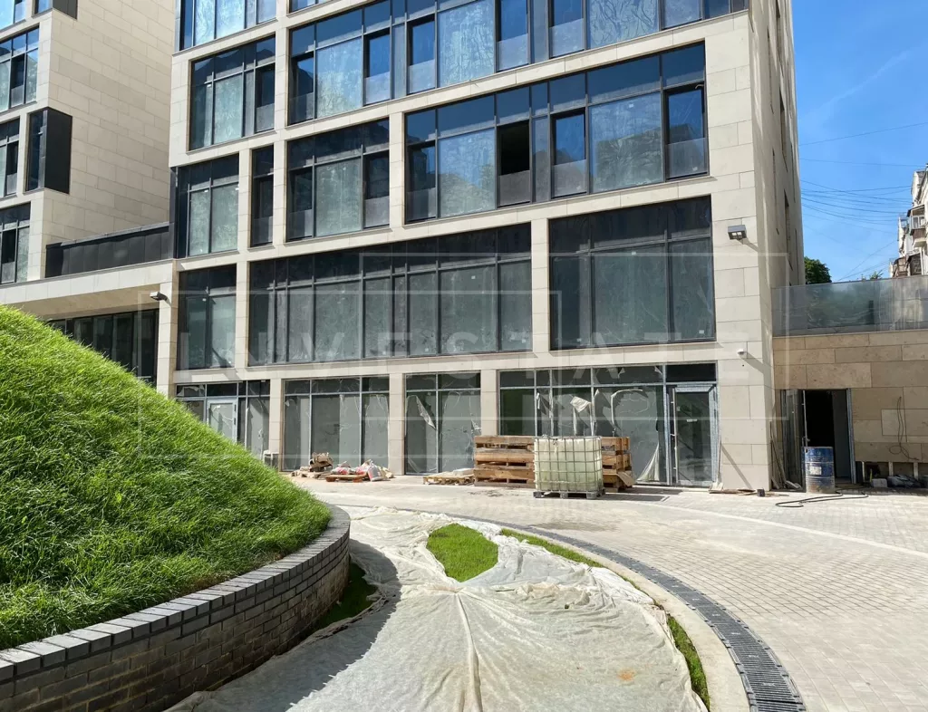 г Москва, Усачёва ул., 11-15