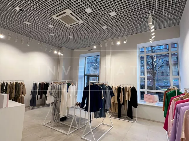 г Москва, Садовая-Черногрязская ул., 13/3, кор. 1