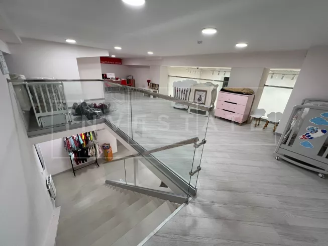 г Москва, Садовая-Черногрязская ул., 13/3, кор. 1