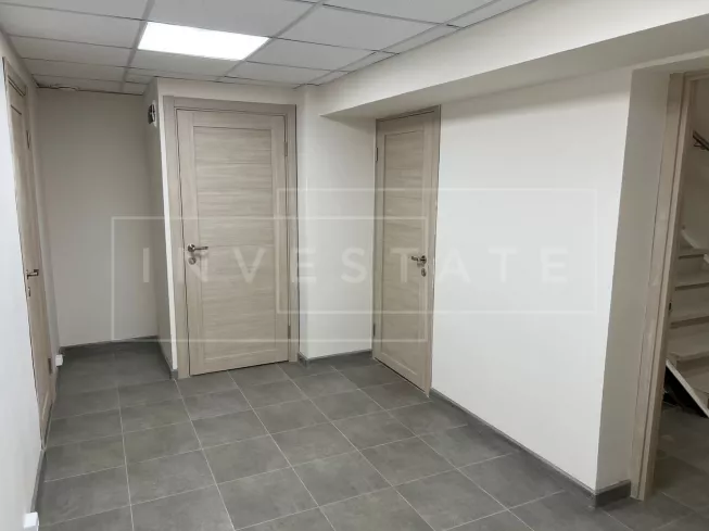 г Москва, Садовая-Черногрязская ул., 13/3, кор. 1