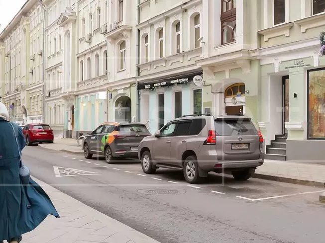 г Москва, Бол. Козихинский пер., 4