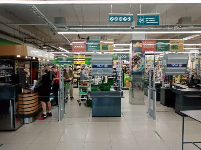 Космонавтов ул., 15