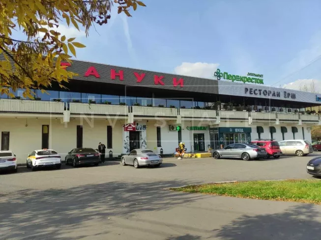 Космонавтов ул., 15