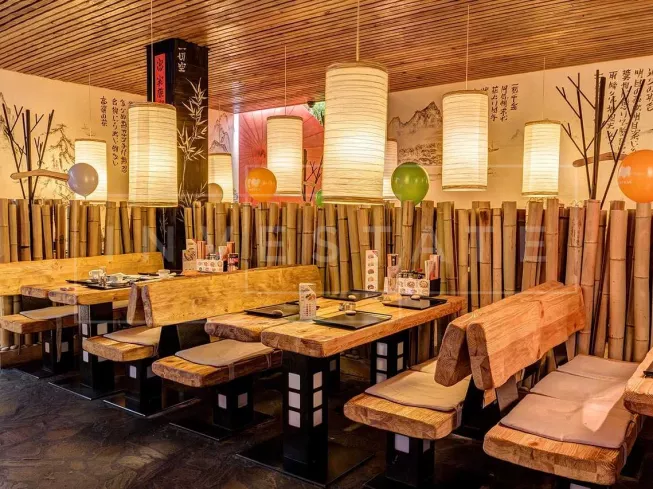 Космонавтов ул., 15