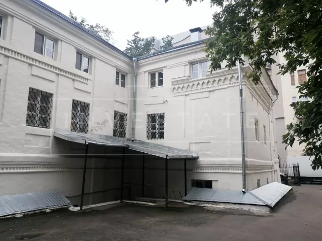 г Москва, Бол. Козловский пер., 13/17