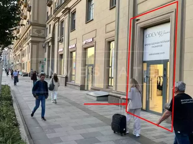 г Москва, Садовая-Черногрязская ул., 13/3, кор. 1