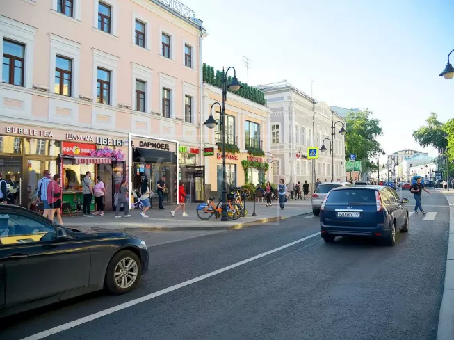 арендный бизнес г Москва, Пятницкая ул., 16 в ЦАО, метро Новокузнецкая г Москва, Пятницкая ул., 16