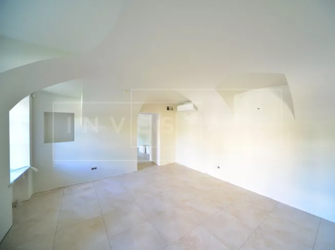 арендный бизнес г Москва, Андроньевская пл., 4, стр. 1 в ЦАО, метро Римская г Москва, Андроньевская пл., 4, стр. 1