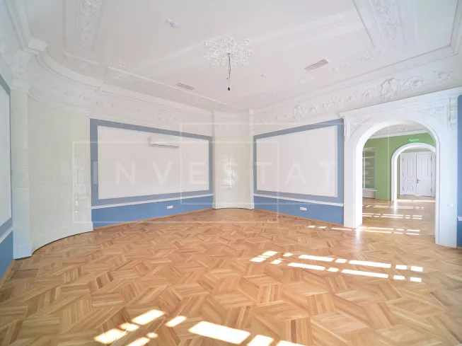 арендный бизнес г Москва, Андроньевская пл., 4, стр. 1 в ЦАО, метро Римская г Москва, Андроньевская пл., 4, стр. 1