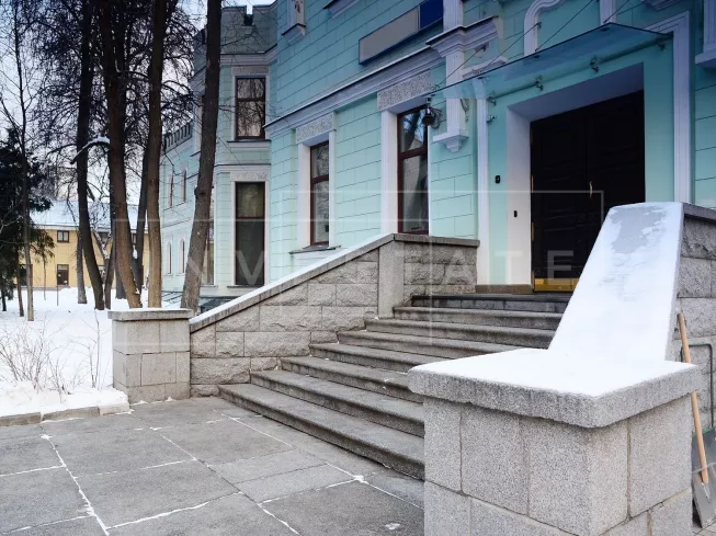 арендный бизнес Витебская ул., 9, стр. 23, 28, 29 в ЗАО, метро Кунцевская Витебская ул., 9, стр. 23, 28, 29