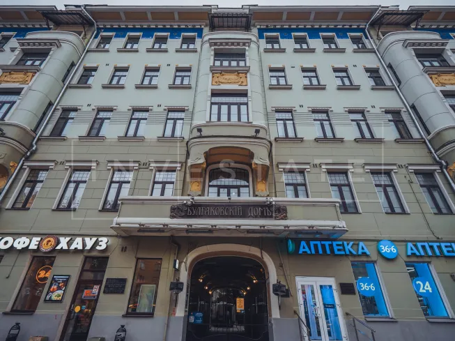 г Москва, Бол. Садовая ул., 10
