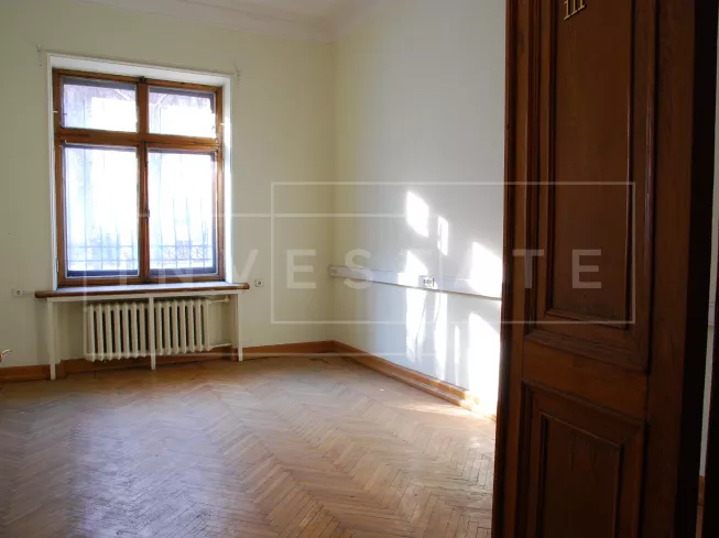 арендный бизнес Бол. Садовая ул., 8 в ЦАО, метро Маяковская Бол. Садовая ул., 8