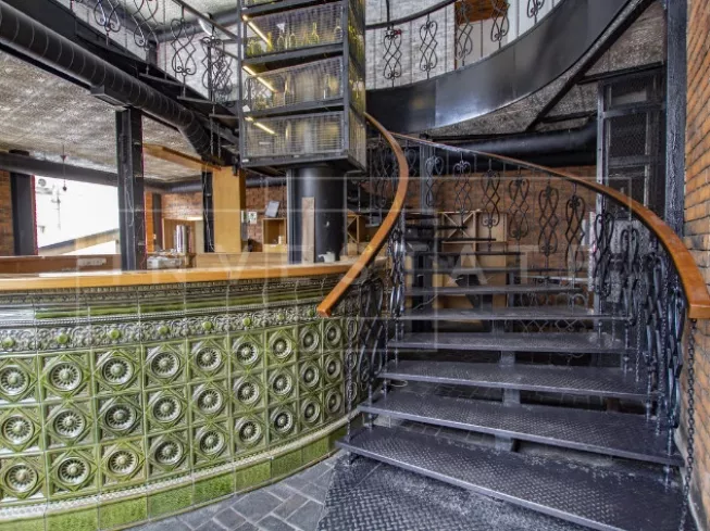 арендный бизнес г Москва, Тверская ул., 17 в ЦАО, метро Тверская г Москва, Тверская ул., 17