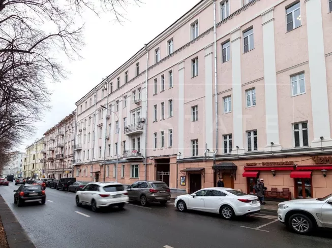 Гоголевский б-р, 25, стр. 1