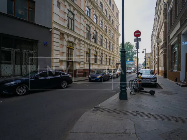 Кривоколенный пер., 12, стр. 1