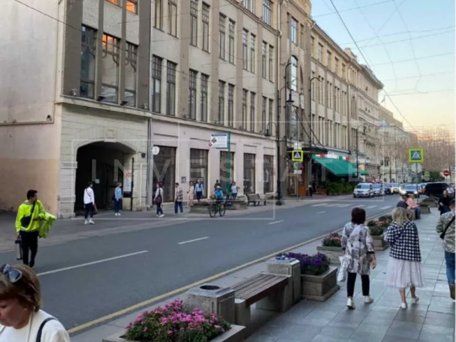 арендный бизнес Бол. Дмитровка ул., 32, стр. 1 в ЦАО, метро Чеховская Бол. Дмитровка ул., 32, стр. 1