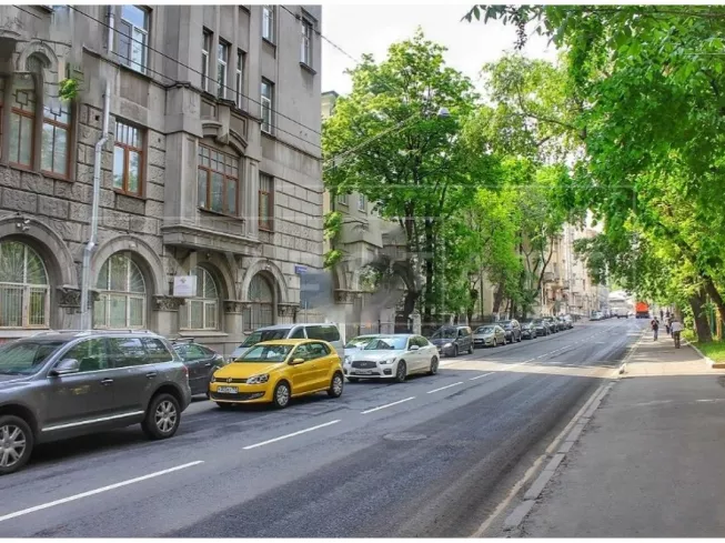 арендный бизнес г Москва, 1-й Басманный пер., 5/20, стр. 1 в ЦАО, метро Комсомольская г Москва, 1-й Басманный пер., 5/20, стр. 1